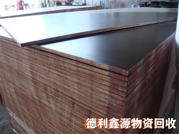 竹膠板回收電話,竹膠板價格,建筑跳板回收