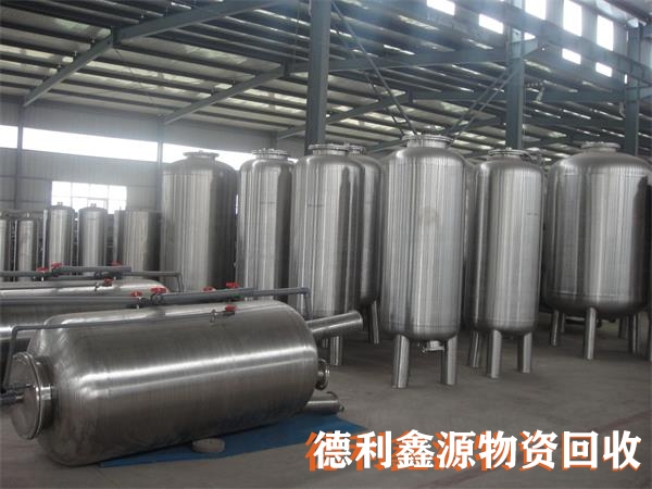 高價不銹鋼罐回收,不銹鋼儲罐回收,廢舊設(shè)備回收