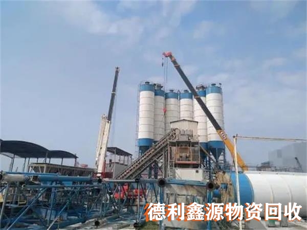 專(zhuān)業(yè)攪拌站拆除，攪拌整體回收，攪拌站回收價(jià)格